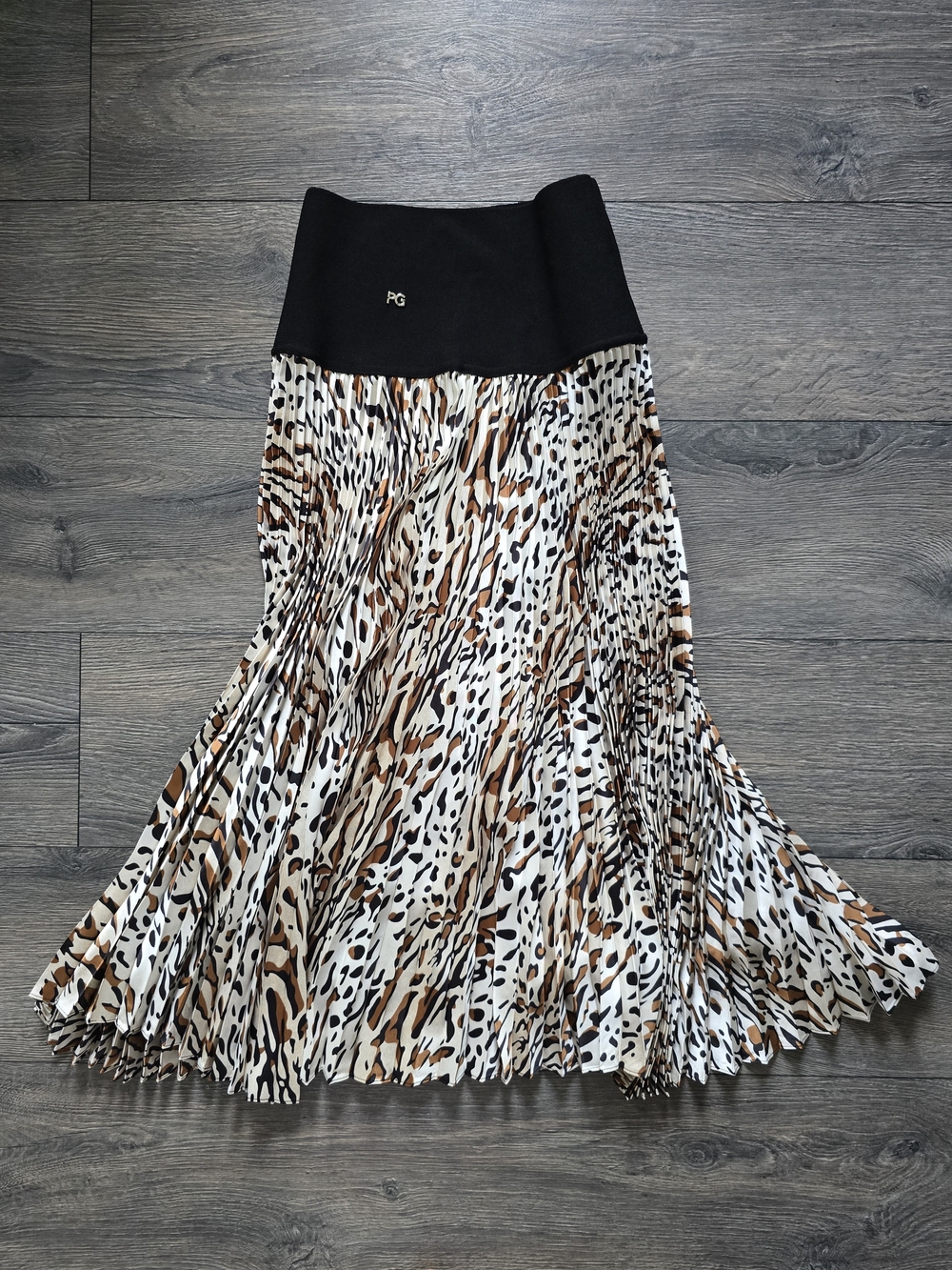 Purificación García Leopard Animal Print Plissé Pleated Satin Midi Skirt XS